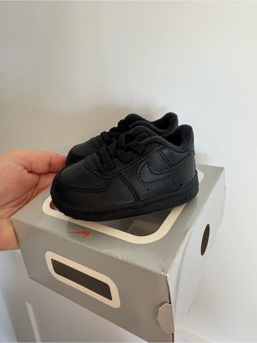 Nike Force 1 Crib Baby Bootie Sneakers Size 2c NWT